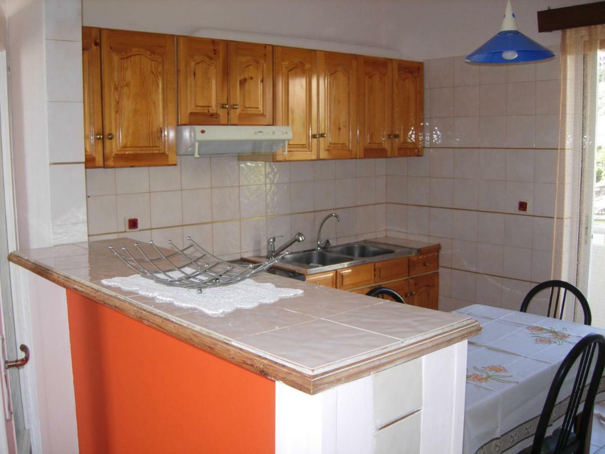B1 Apt Mytilini Exterior foto